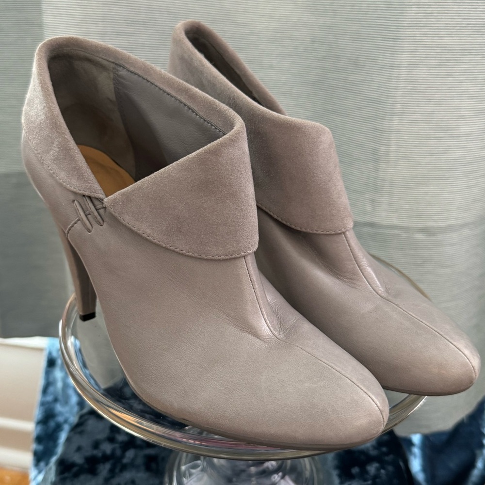 Coach Annika Soft Leather Heels sz 7.5